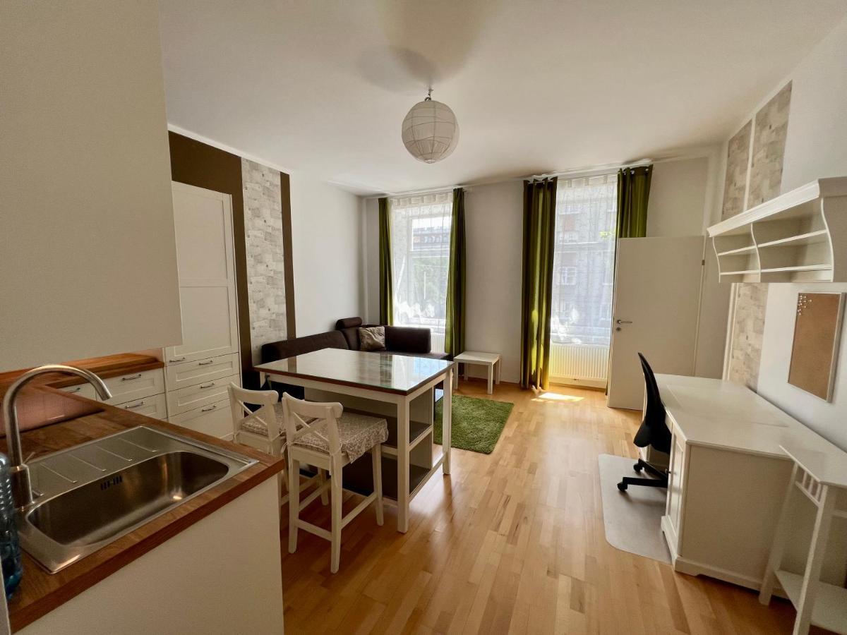 Cozy 2-Room Apartment Wien Ngoại thất bức ảnh